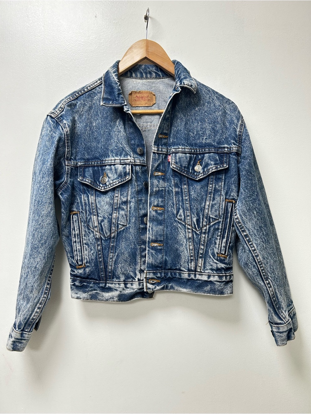 Vintage 90s Levi’s 57510 Denim Trucker‎ Jacket Blue Jean Jacket Tag L Fits S/M